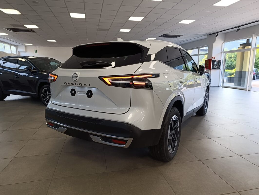 NISSAN QASHQAI 158CV MHEV Xtronic N-Connecta TETTO PANORAMICO
