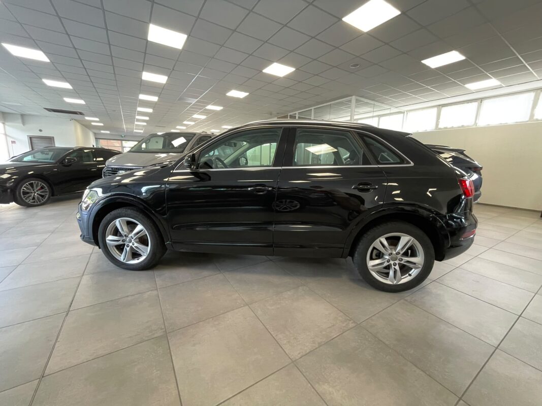 Audi Q3 2.0 TDI quattro Sport