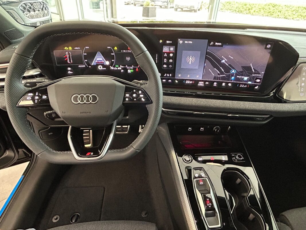 Audi A5 A5 Avant 2.0 tdi mhev S line edition 204cv s-tronic