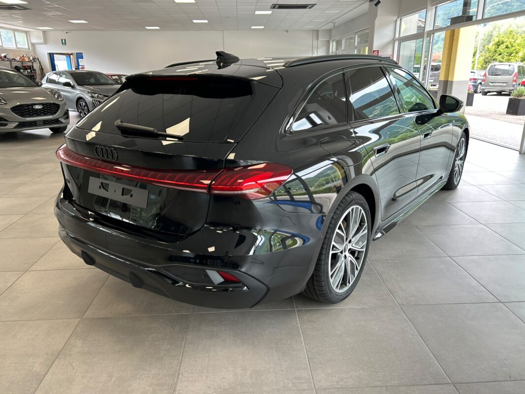 Audi A5 A5 Avant 2.0 tdi mhev S line edition 204cv s-tronic