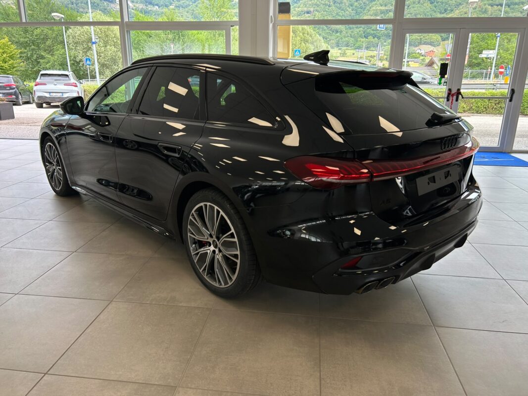 Audi A5 A5 Avant 2.0 tdi mhev S line edition 204cv s-tronic