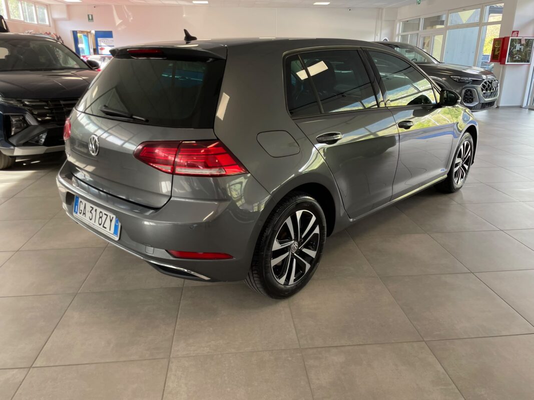 Volkswagen Golf 1.6 TDI 115 CV 5p. Executive BlueMotion Technology